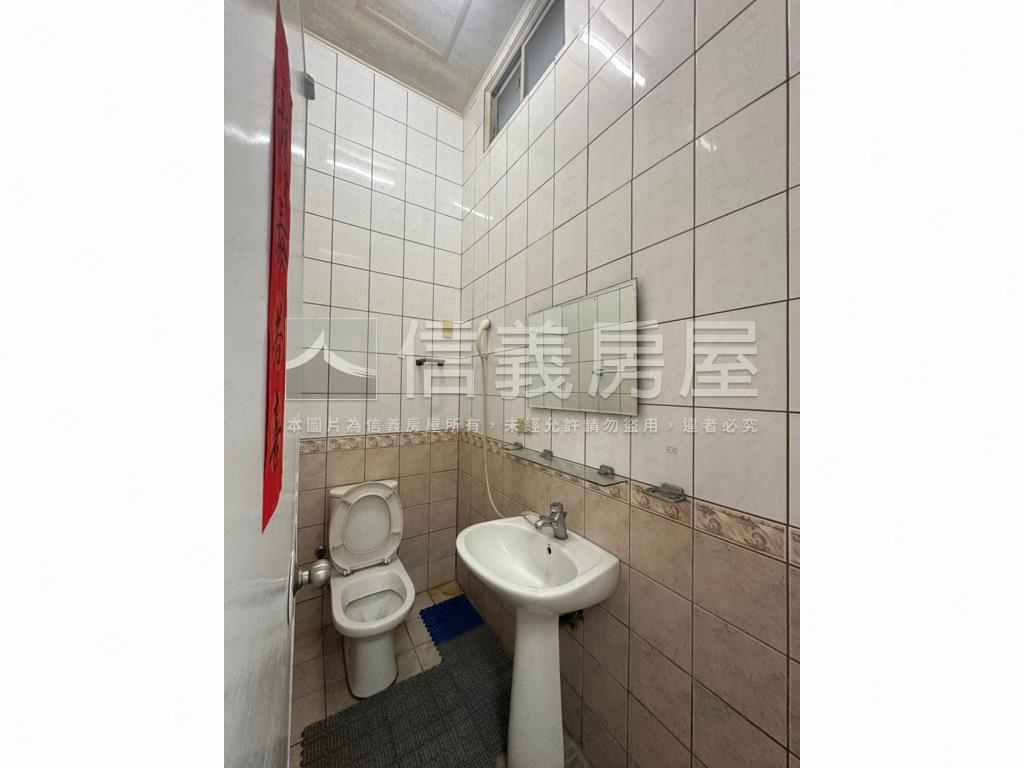 幸福台灣大面寬金店面房屋室內格局與周邊環境