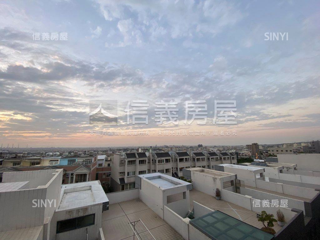 沙鹿電梯別墅美視野可看屋房屋室內格局與周邊環境