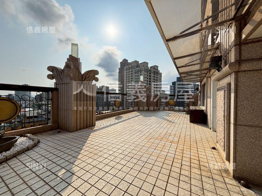 圓頂藝術廳露臺戶房屋室內格局與周邊環境