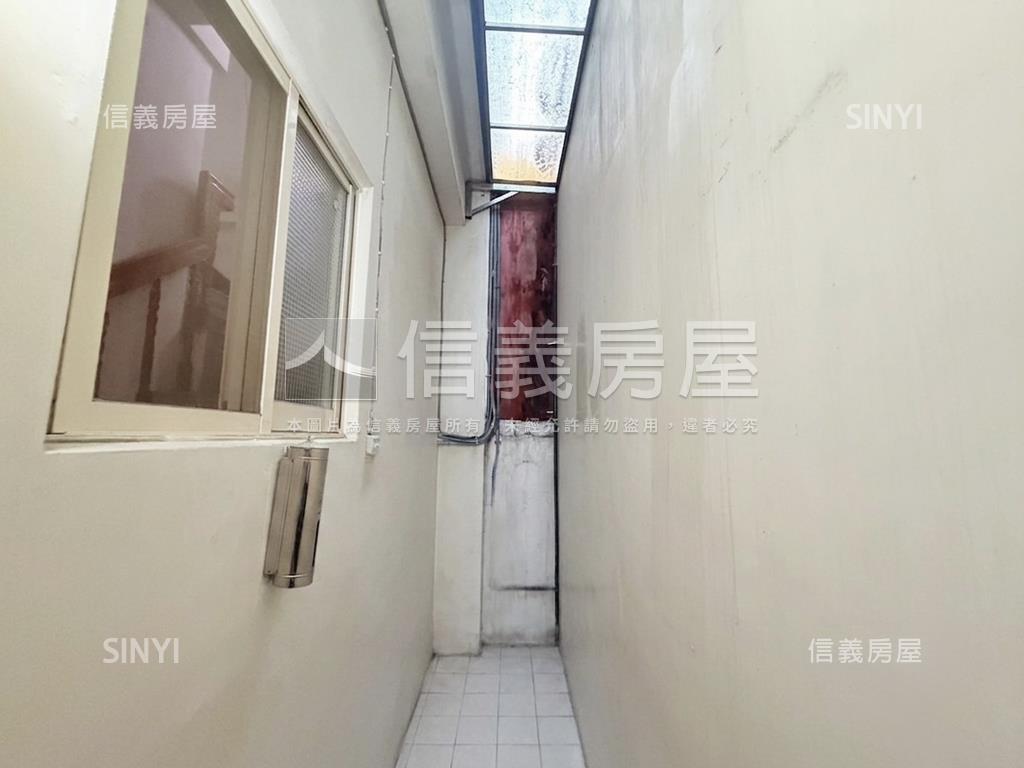 專✿震後登陽二期臨路店住房屋室內格局與周邊環境