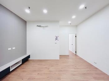 近武陵高中大空間附車位