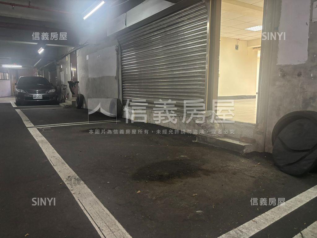 萬芳８米大面寬住辦房屋室內格局與周邊環境