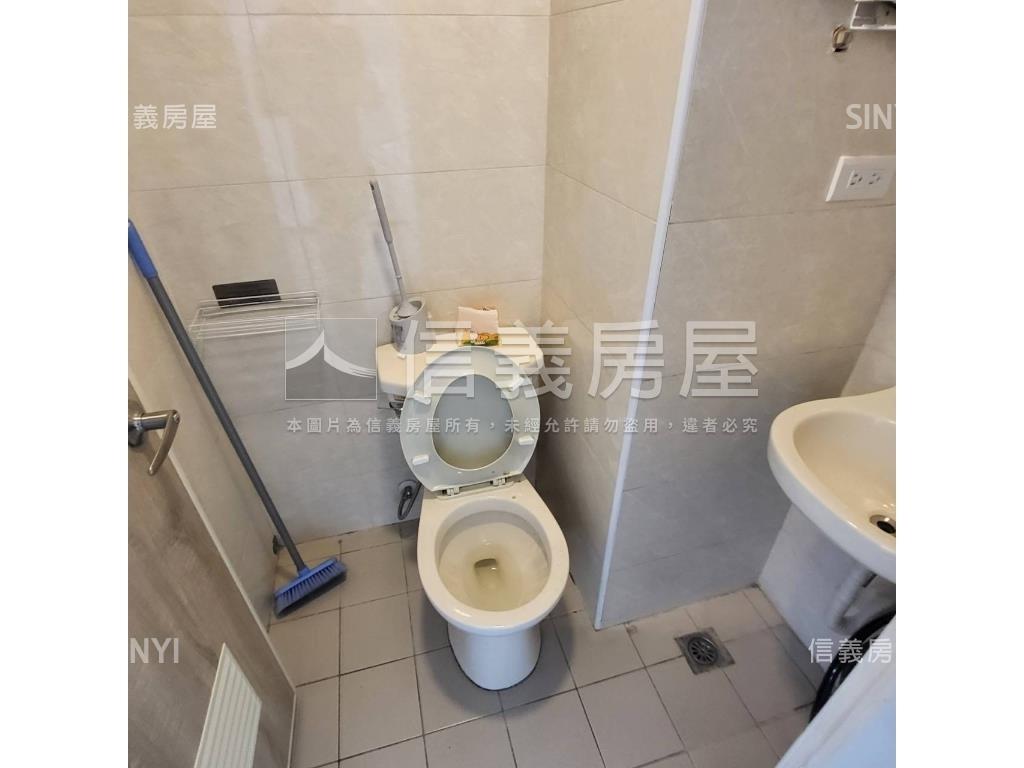 近北市重安店面房屋室內格局與周邊環境