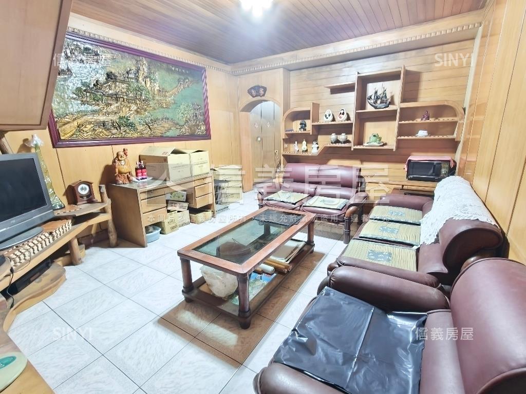 復橫一路正路４樓透天房屋室內格局與周邊環境