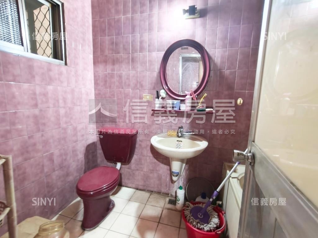 復橫一路正路４樓透天房屋室內格局與周邊環境