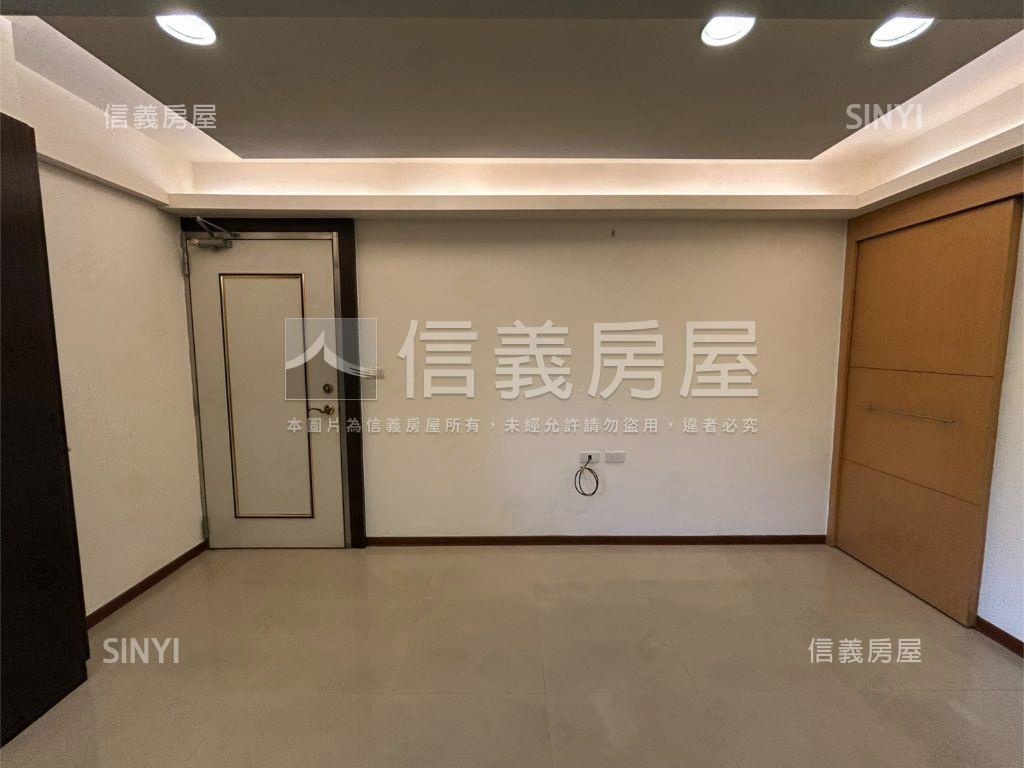 ★華富美宅三面採光房屋室內格局與周邊環境