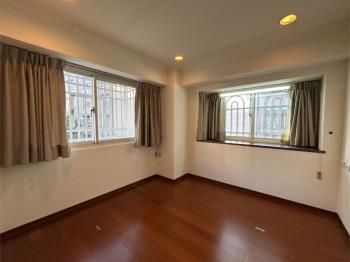 ★華富美宅三面採光