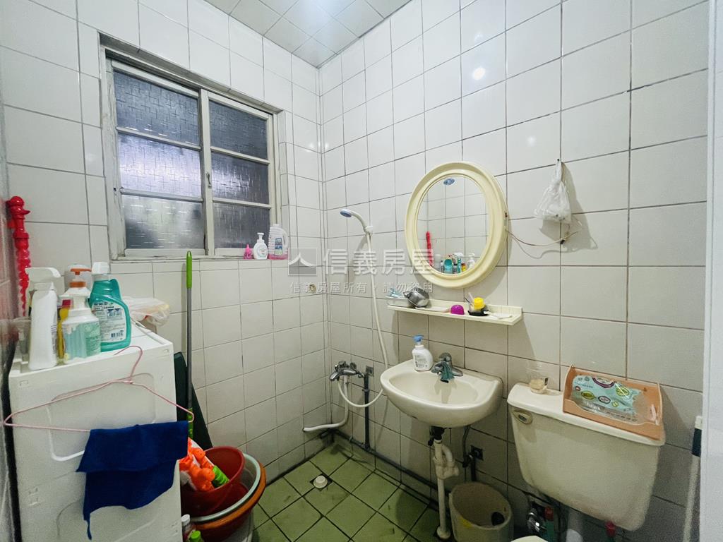 萬大一樓好方便房屋室內格局與周邊環境