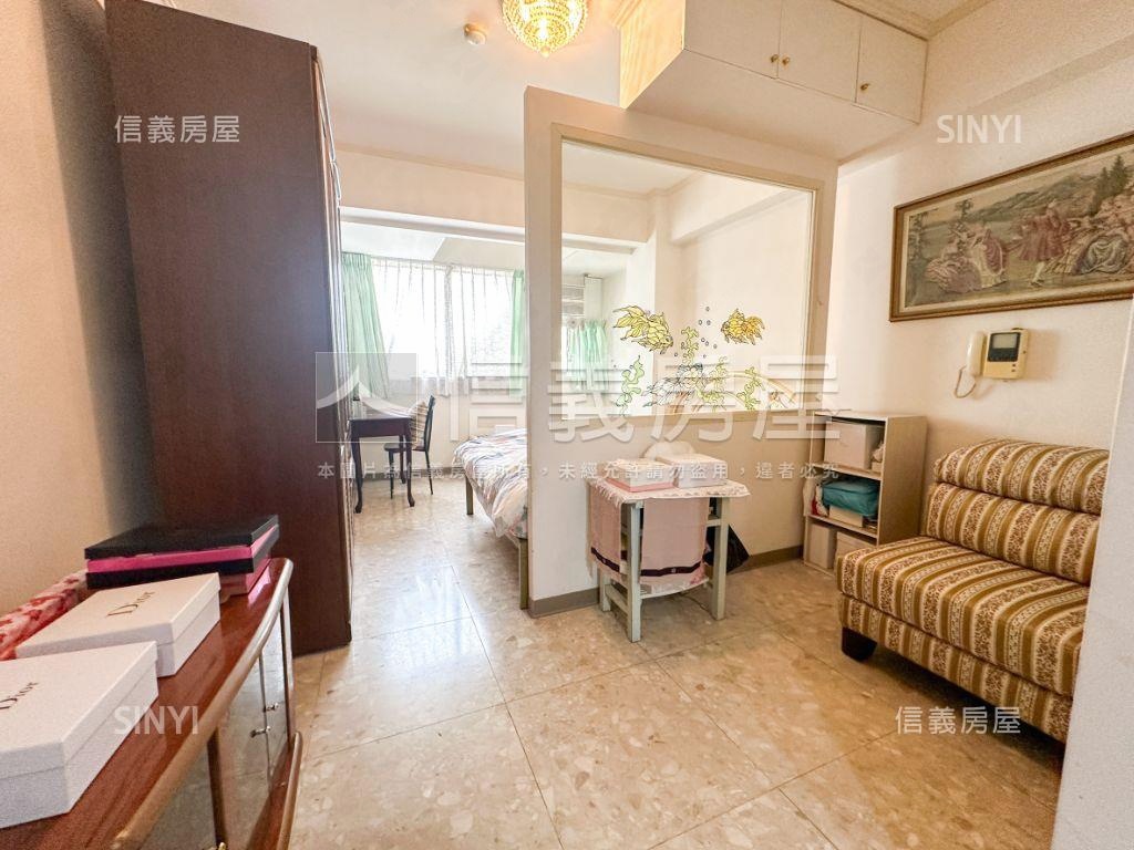 忠誠第一社區－歐風典雅房屋室內格局與周邊環境
