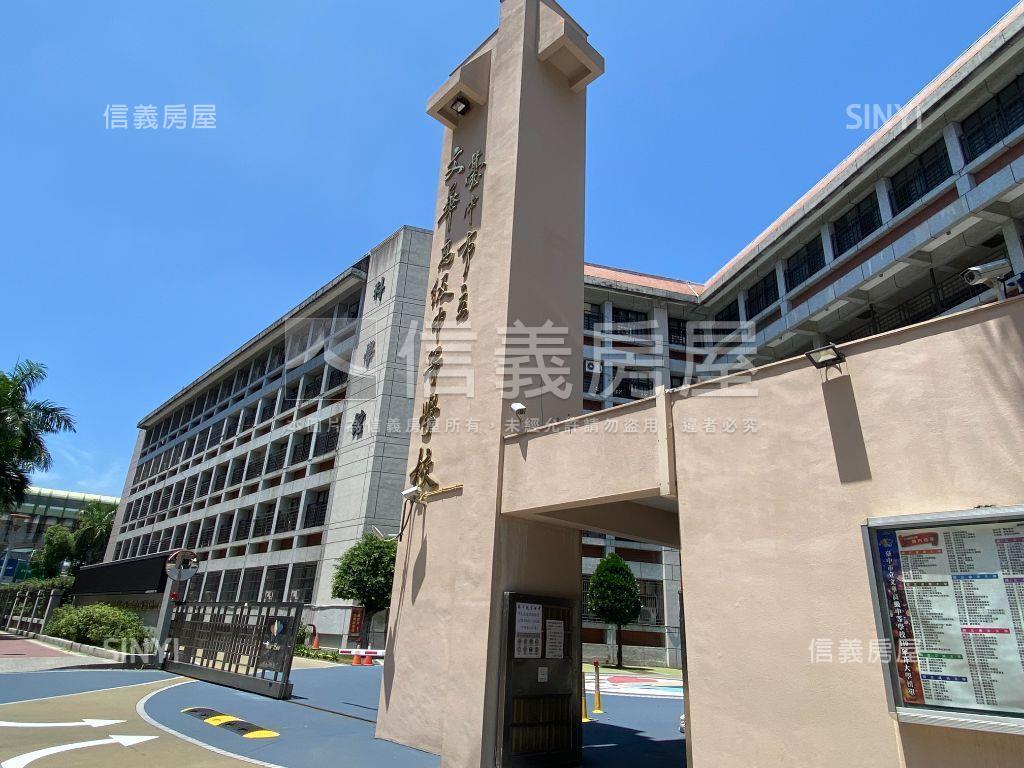 櫻花捷運站向陽邨三房車位房屋室內格局與周邊環境