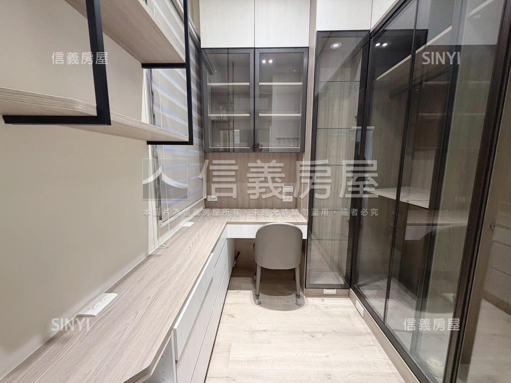 長堤精美裝潢兩房平面車房屋室內格局與周邊環境