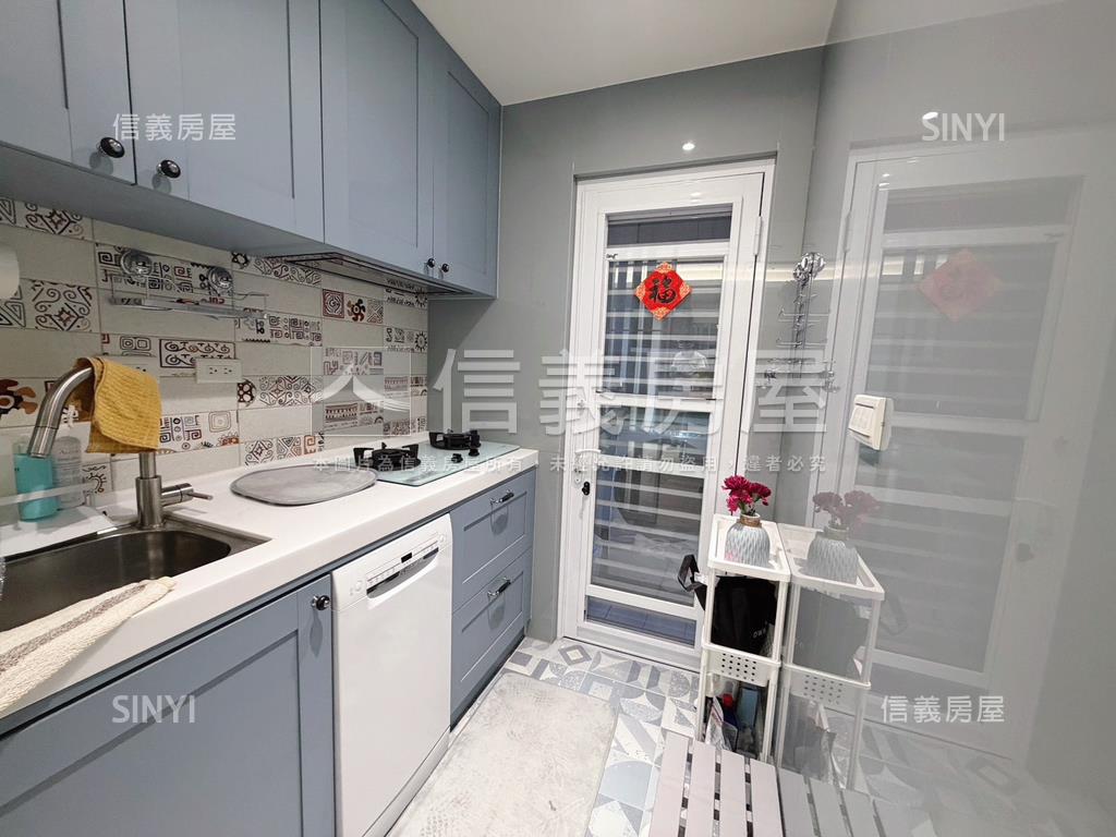 長堤精美裝潢兩房平面車房屋室內格局與周邊環境