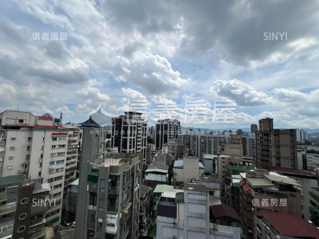 中正國中市立附小近捷運房屋室內格局與周邊環境