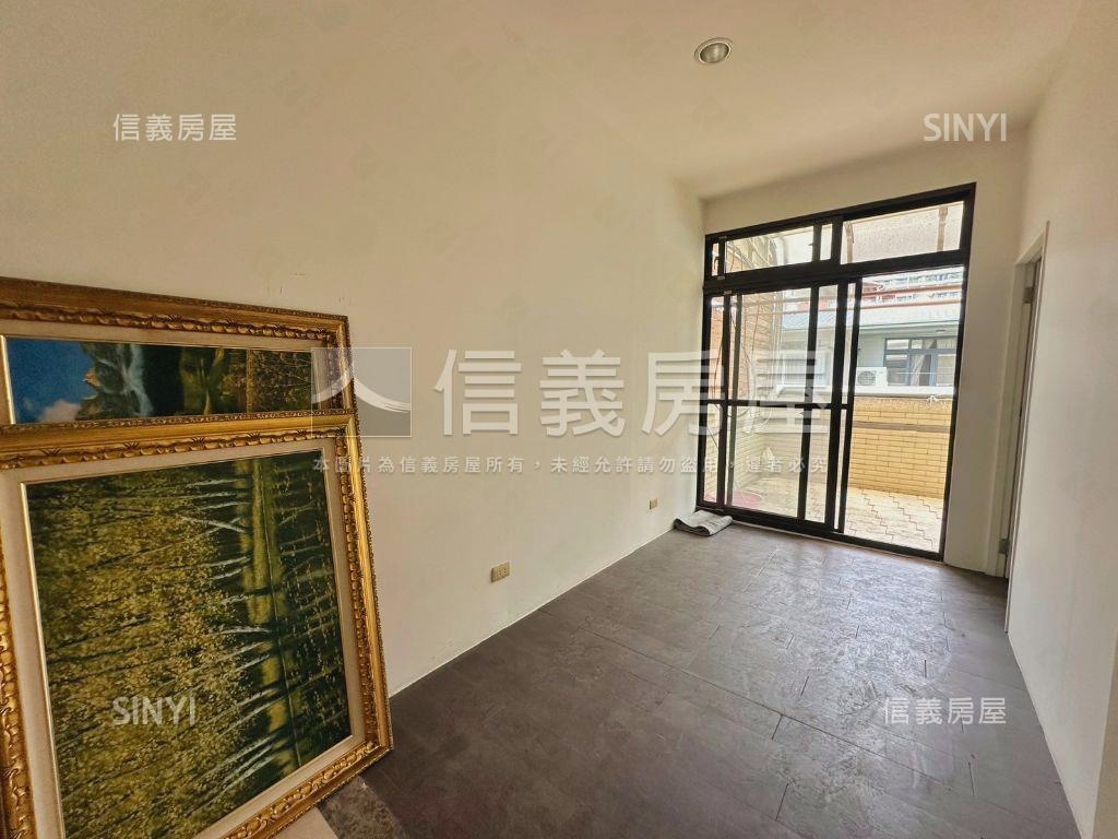南屯大面寬大地坪庭院別墅房屋室內格局與周邊環境