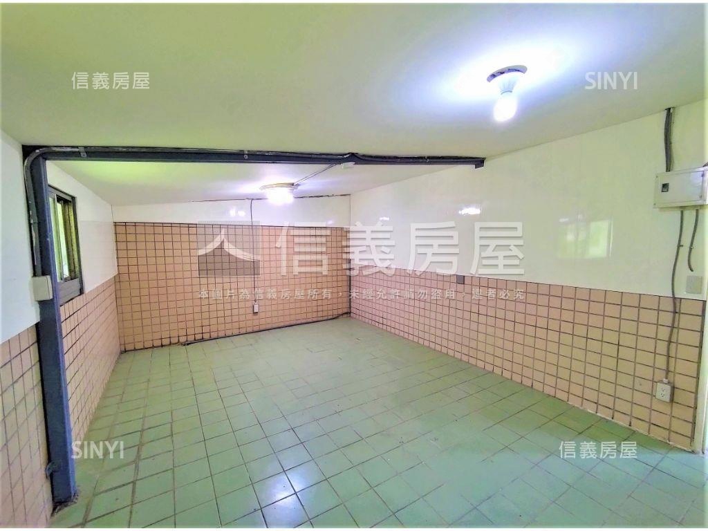 德行東路黃金透天房屋室內格局與周邊環境