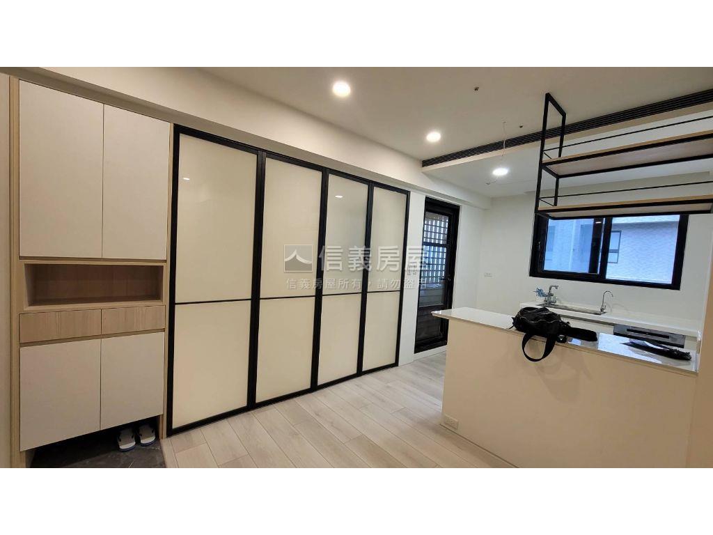 成功學區稀有典雅精裝兩房房屋室內格局與周邊環境