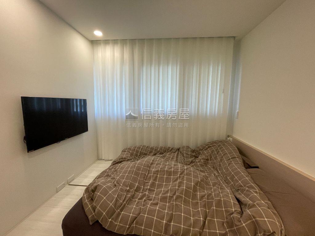 成功學區稀有典雅精裝兩房房屋室內格局與周邊環境