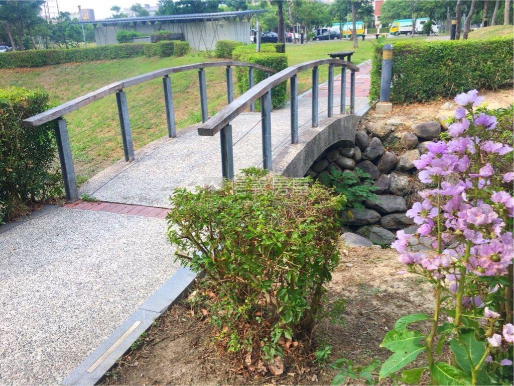 成功學區稀有典雅精裝兩房房屋室內格局與周邊環境