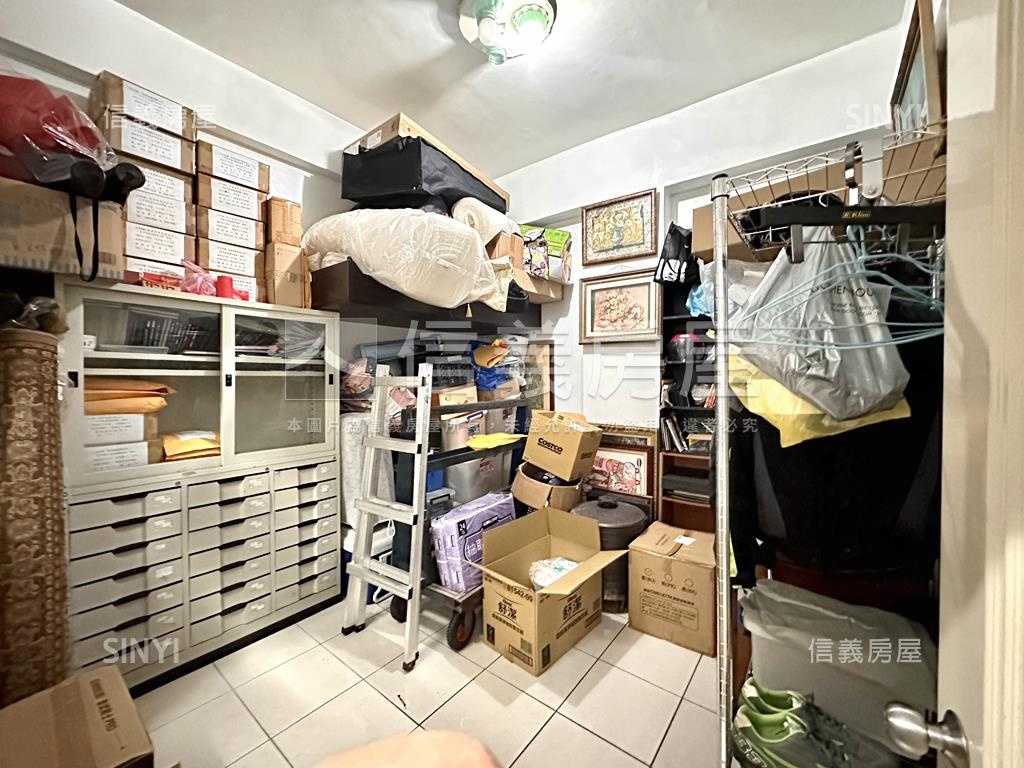專任好屋境界雅築氣派門面房屋室內格局與周邊環境