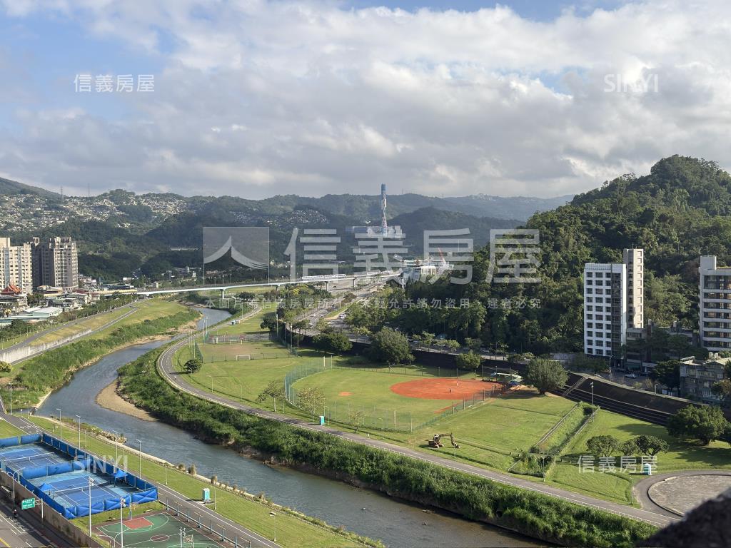 政大秀明美宅邊間貳樓房屋室內格局與周邊環境