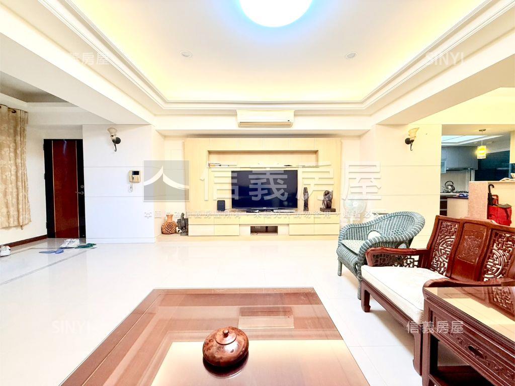 ★湯泉美地★精美四房房屋室內格局與周邊環境