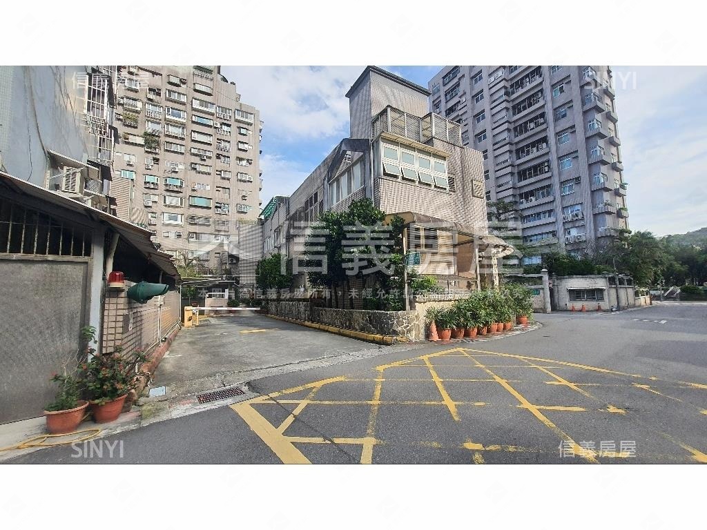 甲山林車位房屋室內格局與周邊環境