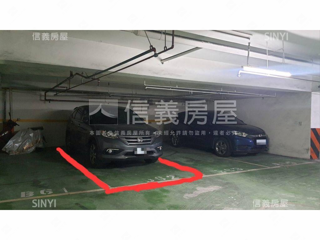 甲山林車位房屋室內格局與周邊環境