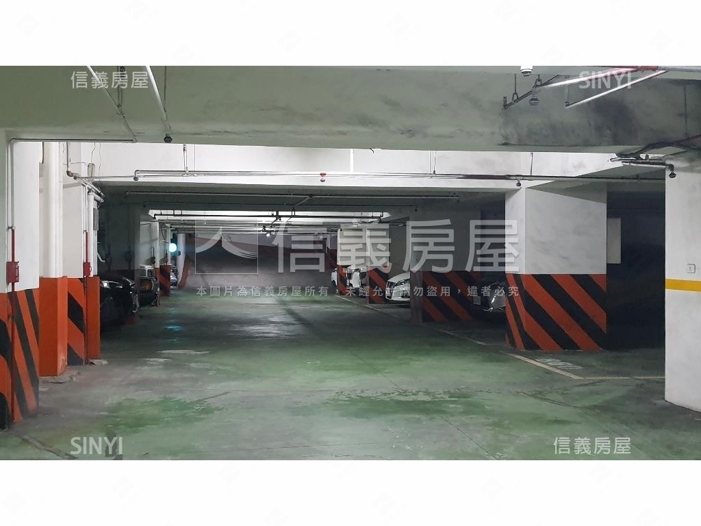 甲山林車位房屋室內格局與周邊環境