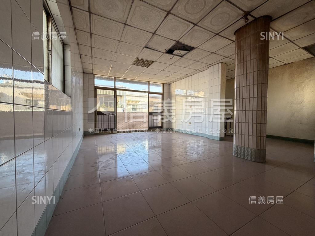 近中華西路｜前後臨路透天房屋室內格局與周邊環境