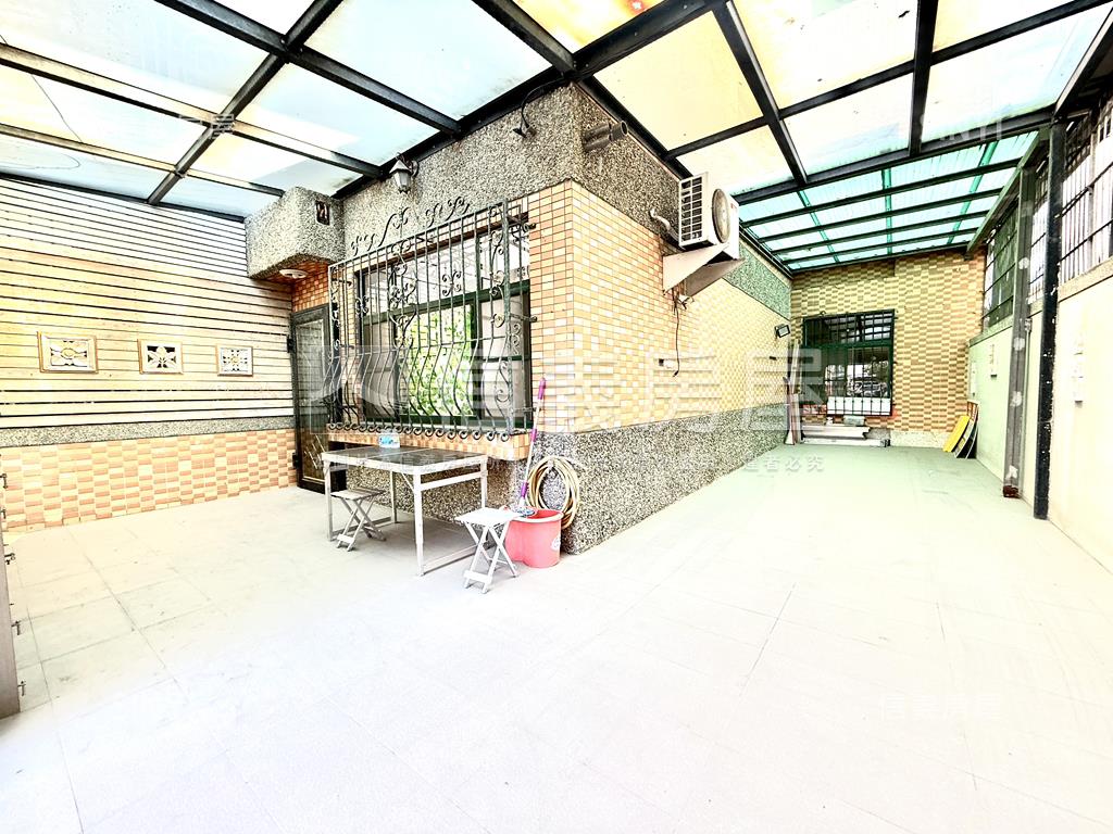 仁雄商圈雙車邊間美墅房屋室內格局與周邊環境