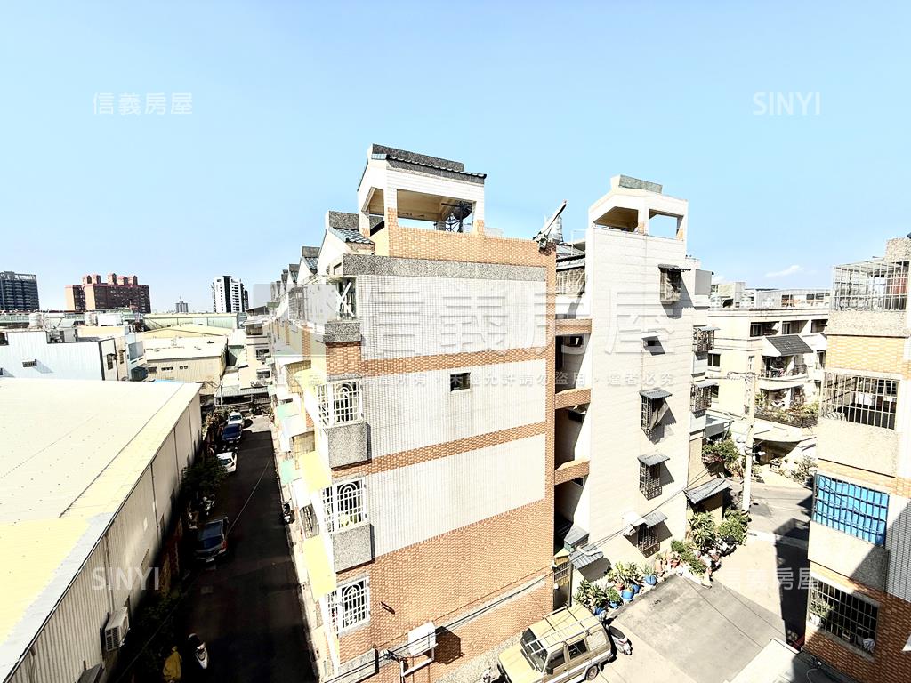 仁雄商圈雙車邊間美墅房屋室內格局與周邊環境