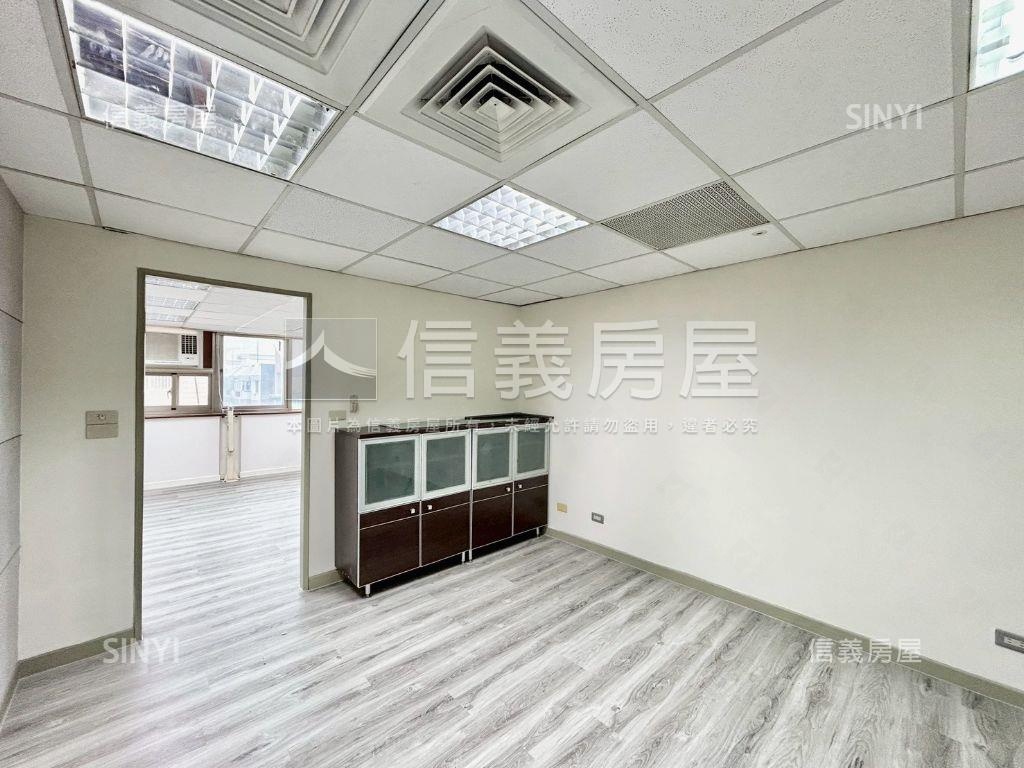 專任水晶華廈自住佳房屋室內格局與周邊環境