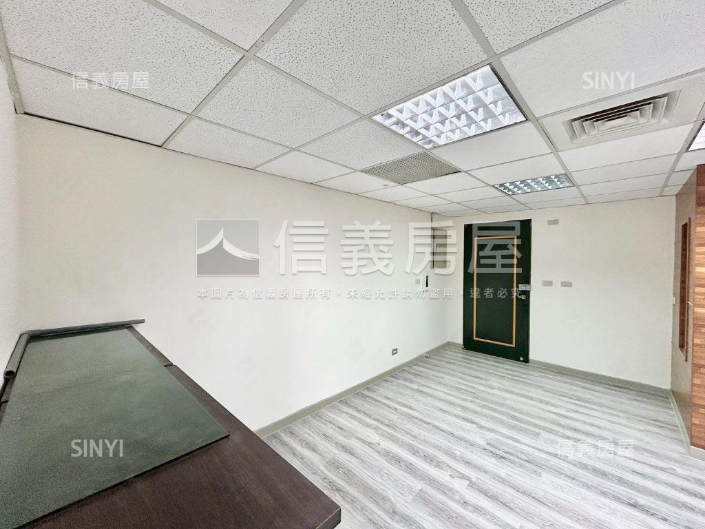 專任水晶華廈自住佳房屋室內格局與周邊環境