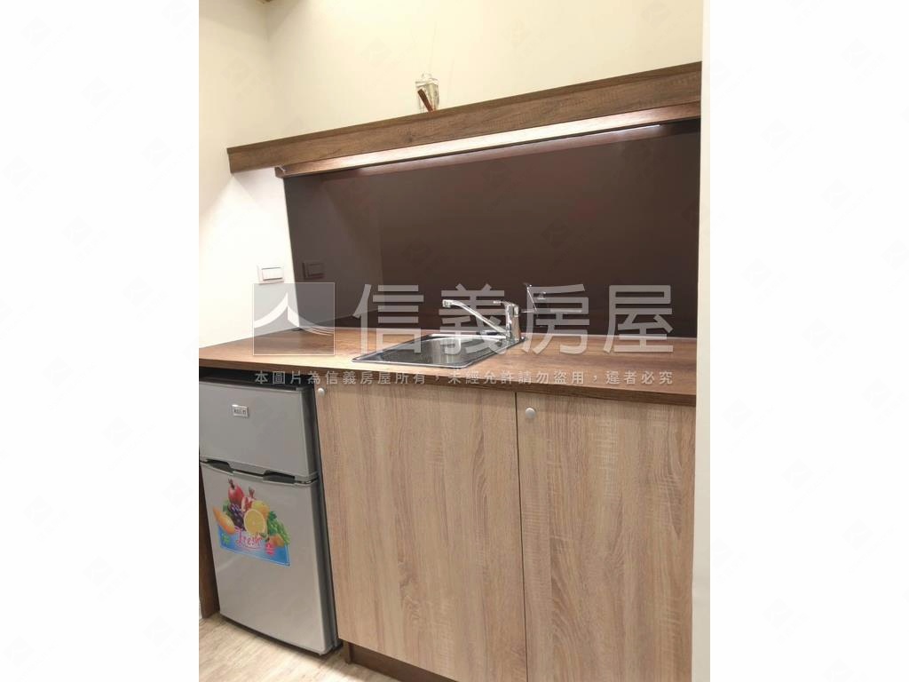 近東湖精美隔套３房房屋室內格局與周邊環境