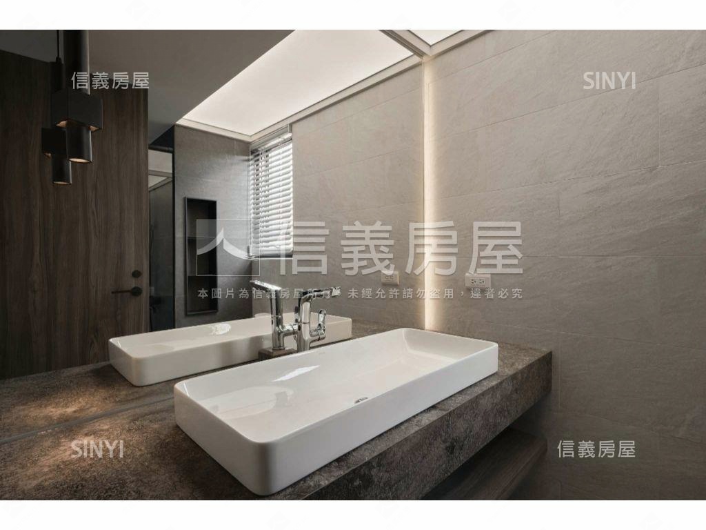 先看達麗居山高樓裝潢戶房屋室內格局與周邊環境