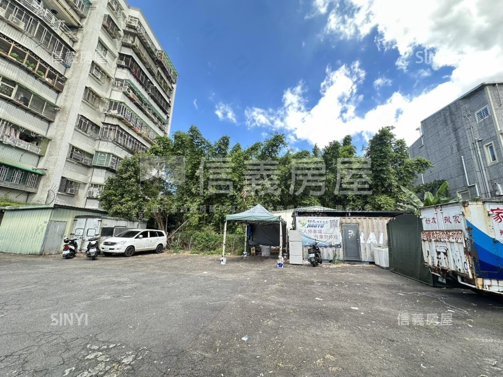土城明德路稀有臨路土地房屋室內格局與周邊環境