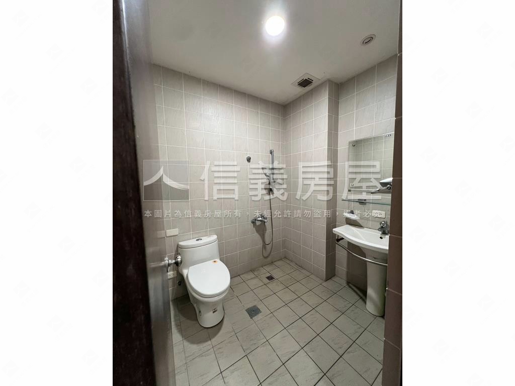 比佛利日式美居房屋室內格局與周邊環境