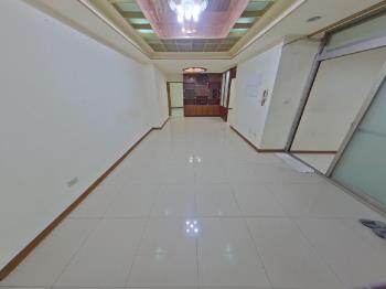 信義公園方正邊間成家公寓