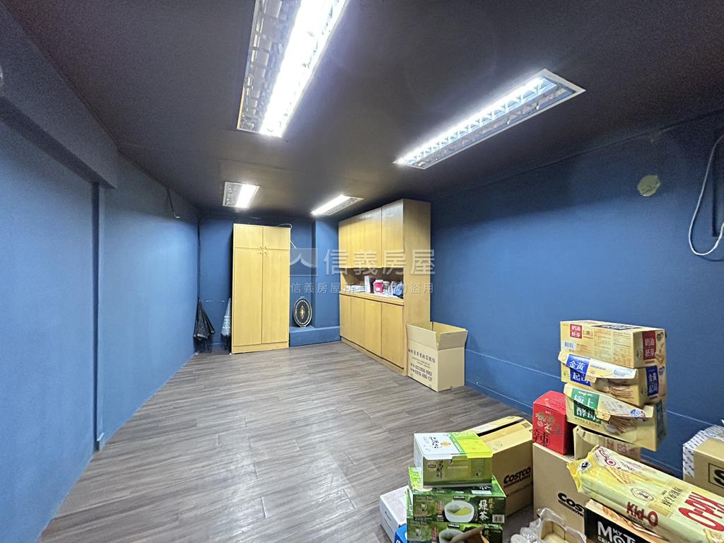 稀有坡平大空間店辦房屋室內格局與周邊環境