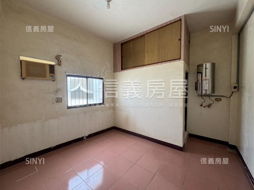 玉井太子路透天房屋室內格局與周邊環境