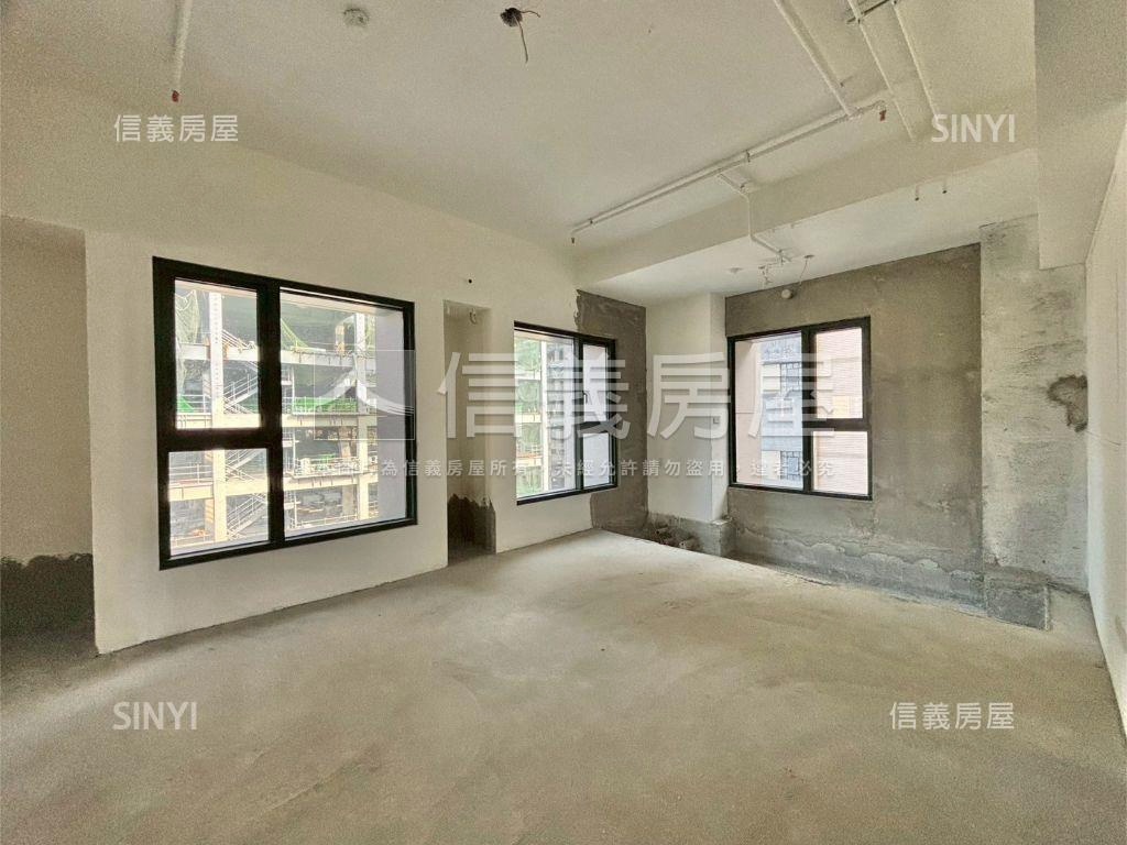 京城帝王雙車位房屋室內格局與周邊環境