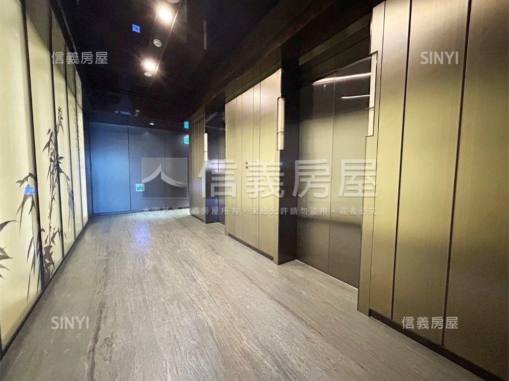 京城帝王雙車位房屋室內格局與周邊環境