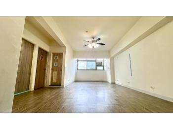 靓麗園電梯兩房車位