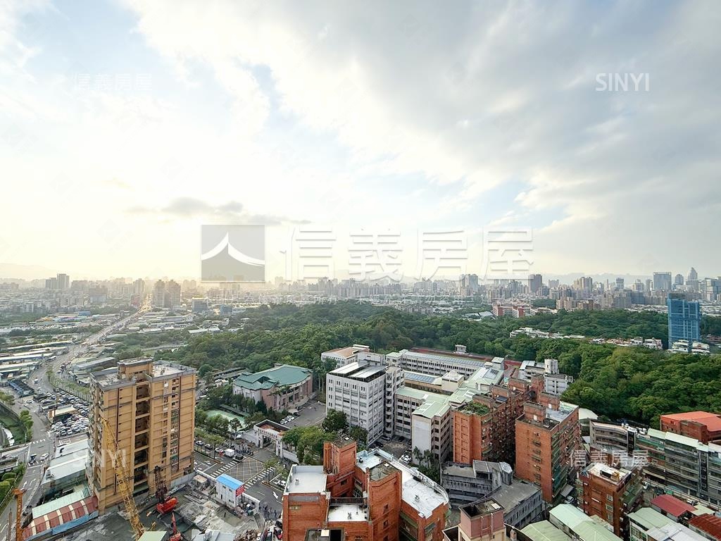 冠德心禾匯邊間高樓三房房屋室內格局與周邊環境