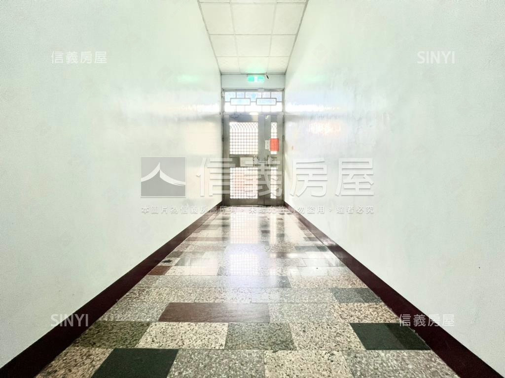 大灣交流道旁工業廠房房屋室內格局與周邊環境