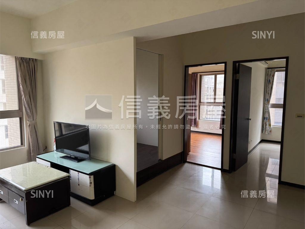 琴朗晴朗，三房暖陽房屋室內格局與周邊環境