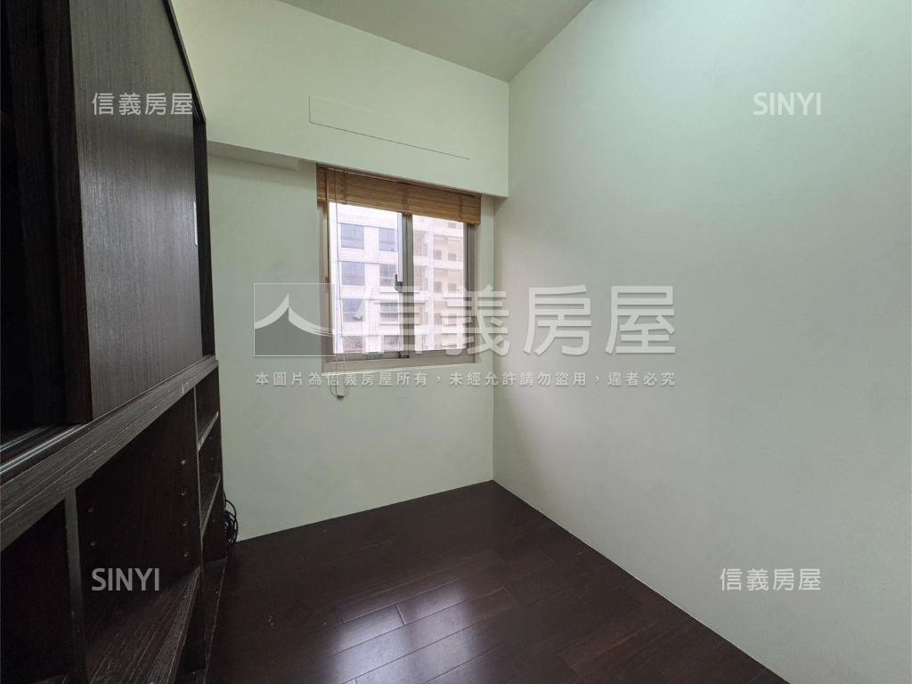 琴朗晴朗，三房暖陽房屋室內格局與周邊環境