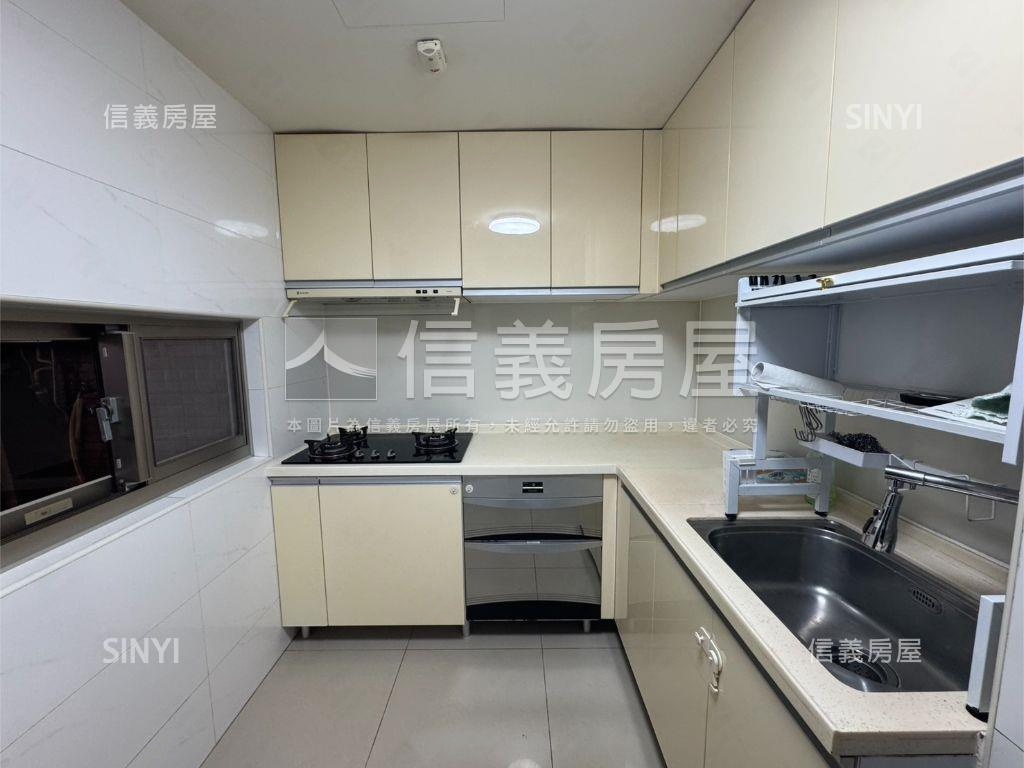 琴朗晴朗，三房暖陽房屋室內格局與周邊環境