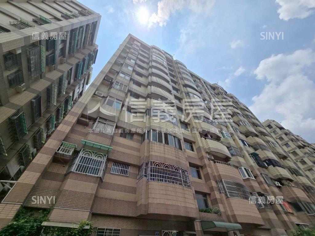 三面採光｜典雅｜大３房房屋室內格局與周邊環境