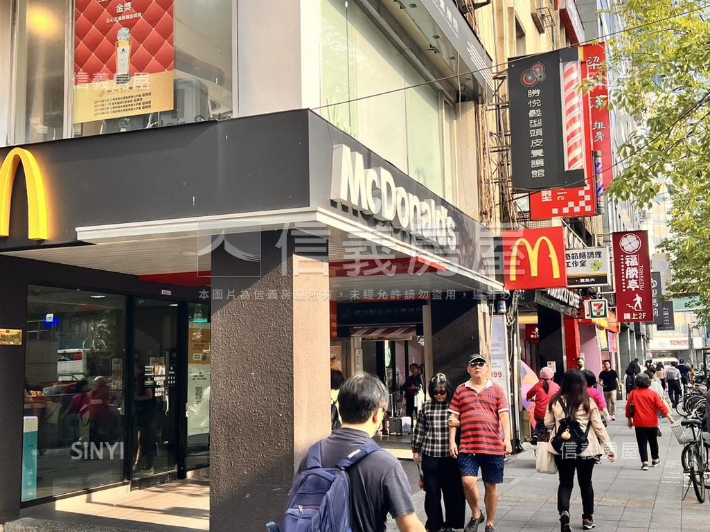 捷運商三鋼骨辦公有車位房屋室內格局與周邊環境
